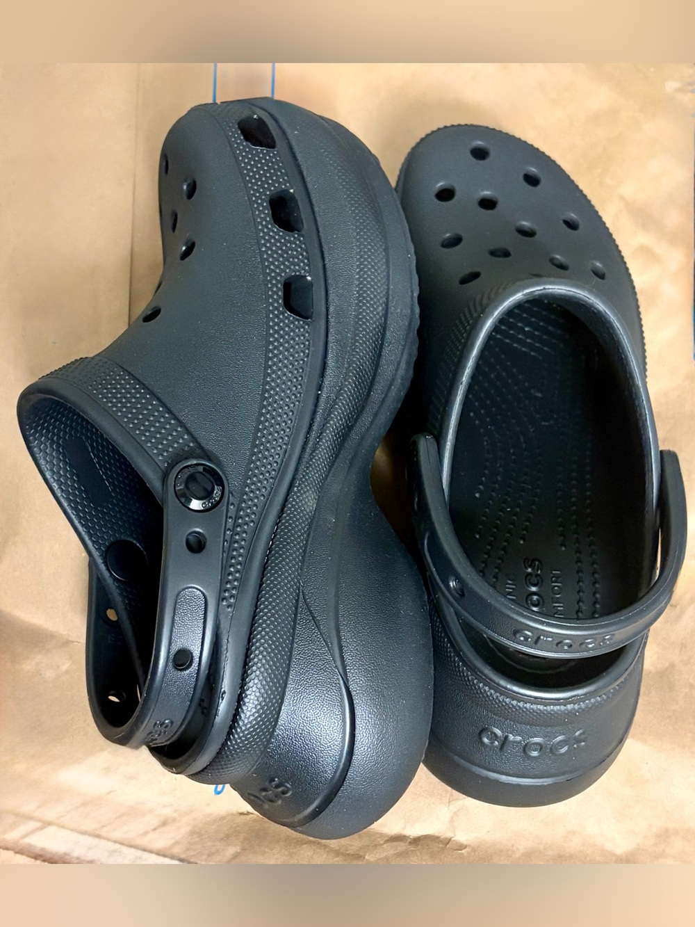 Crocs Classic Platform Clogs - Picture 3 of 4